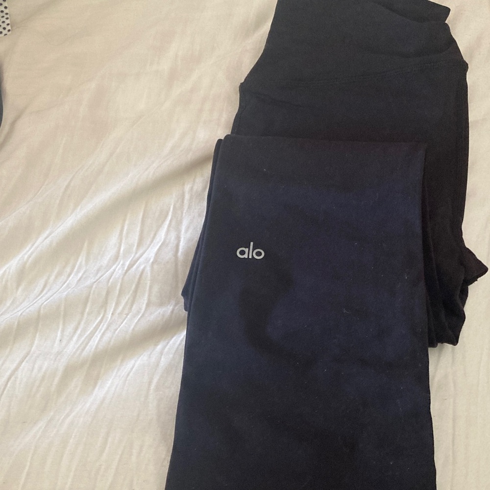 ALO Yoga Black Leggings